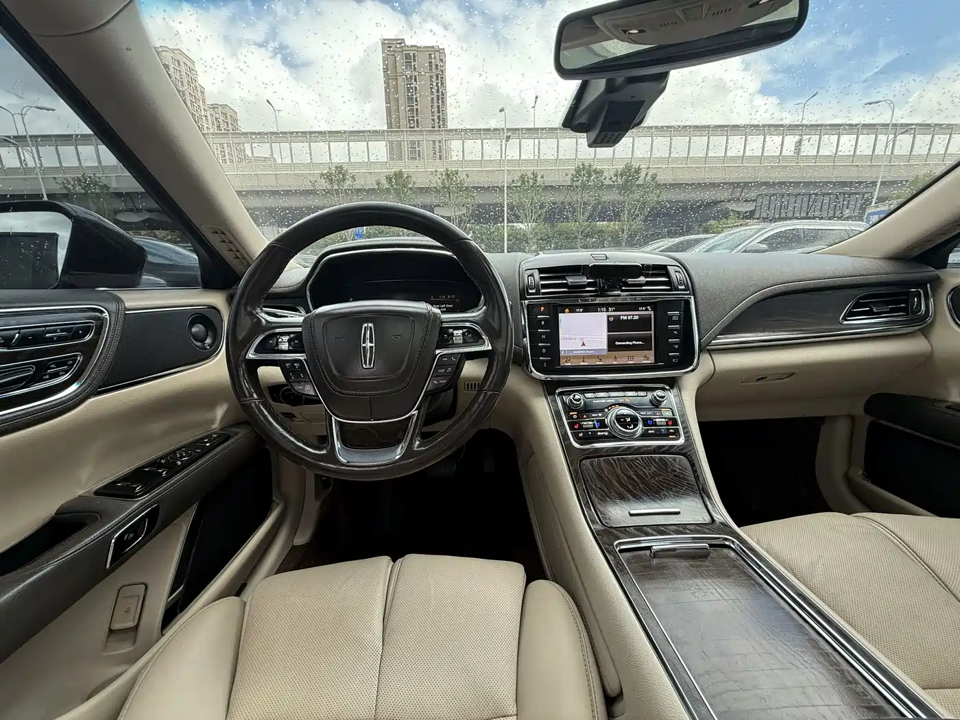 Фото 9 - Lincoln Continental