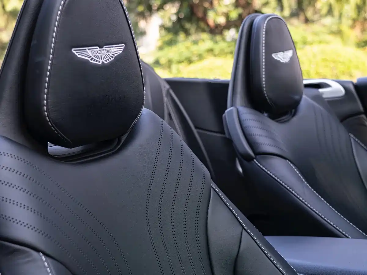 Aston Martin DB11 2021 2019 4.0T V8 Volante