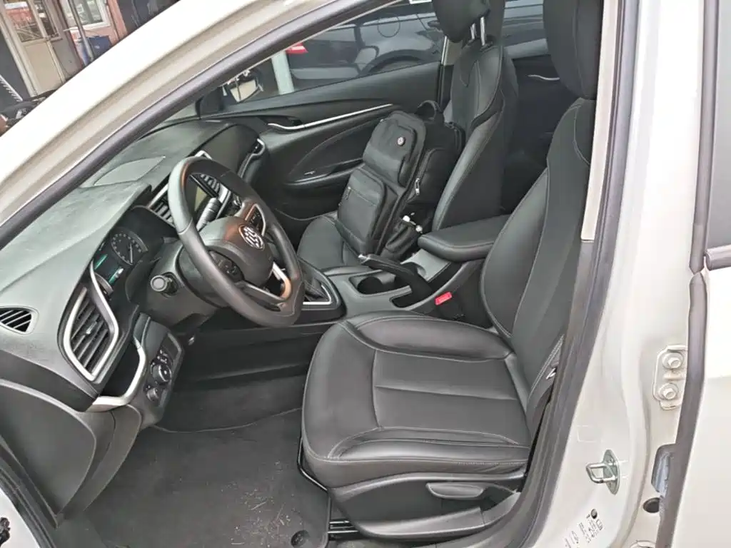  Buick Excelle 2021 Facelift Exemplar 1.5L Auto Progressive 15