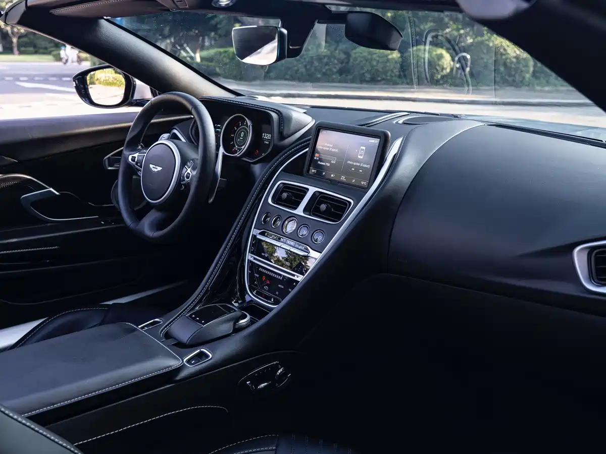 Aston Martin DB11 2021 2019 4.0T V8 Volante