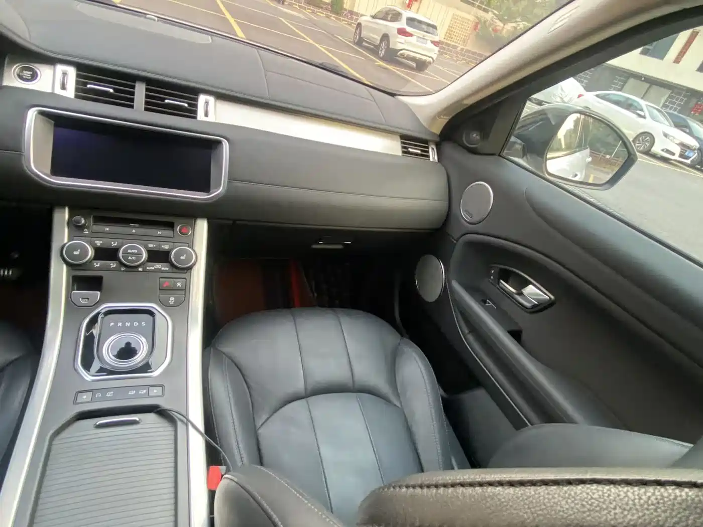 Land Rover Range Rover Evoque 2016 2.0T SE ZhiYao фото 20