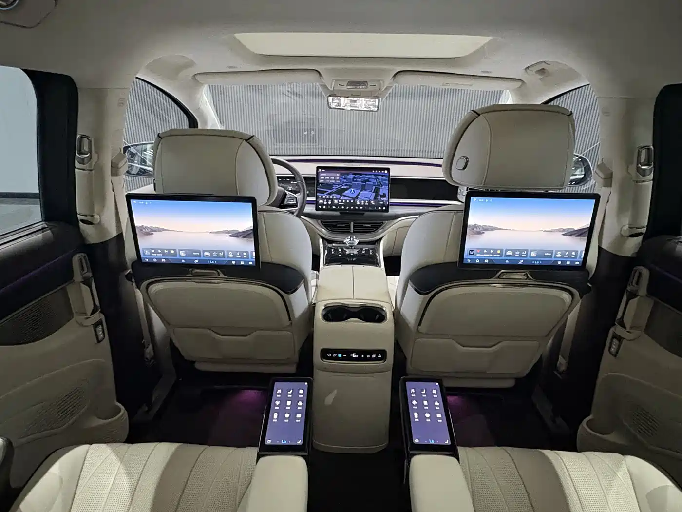 Denza D9 2025 2024 DM-i 980 AWD Flagship