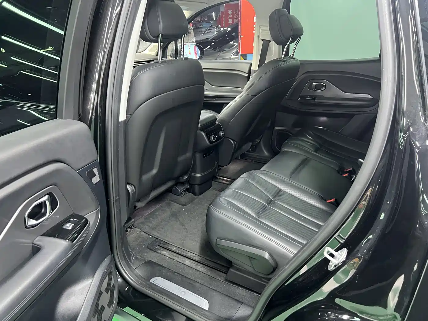 NIO ES8 2018 2018 Founder Edition