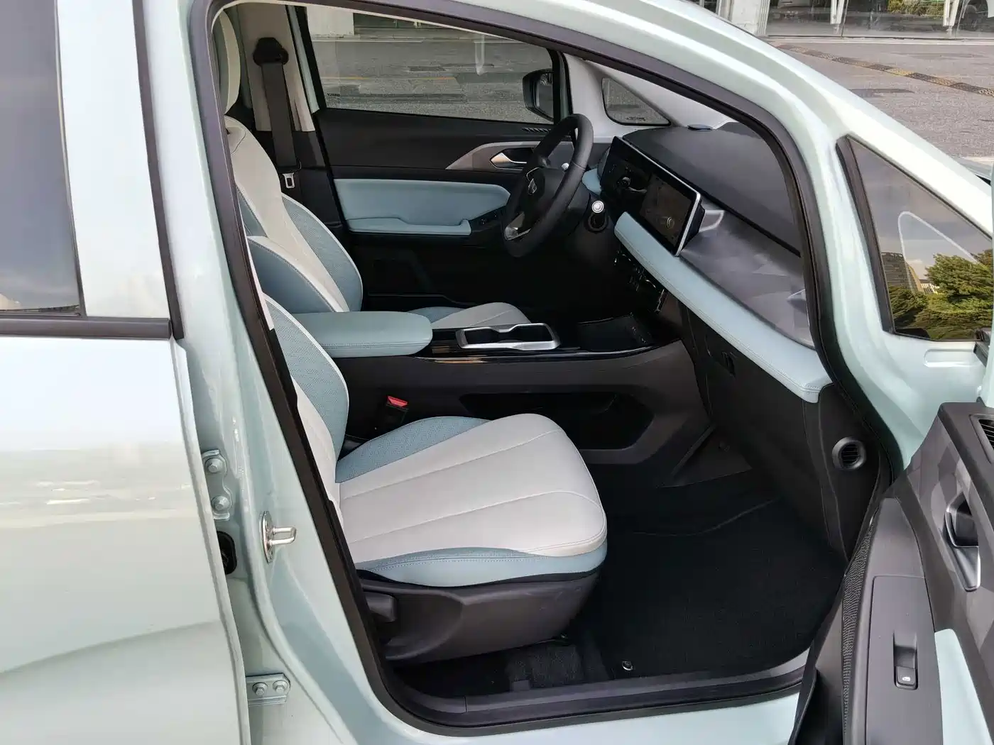 Geely Geometry E Firefly 2023 2024 Model 301km Starlight
