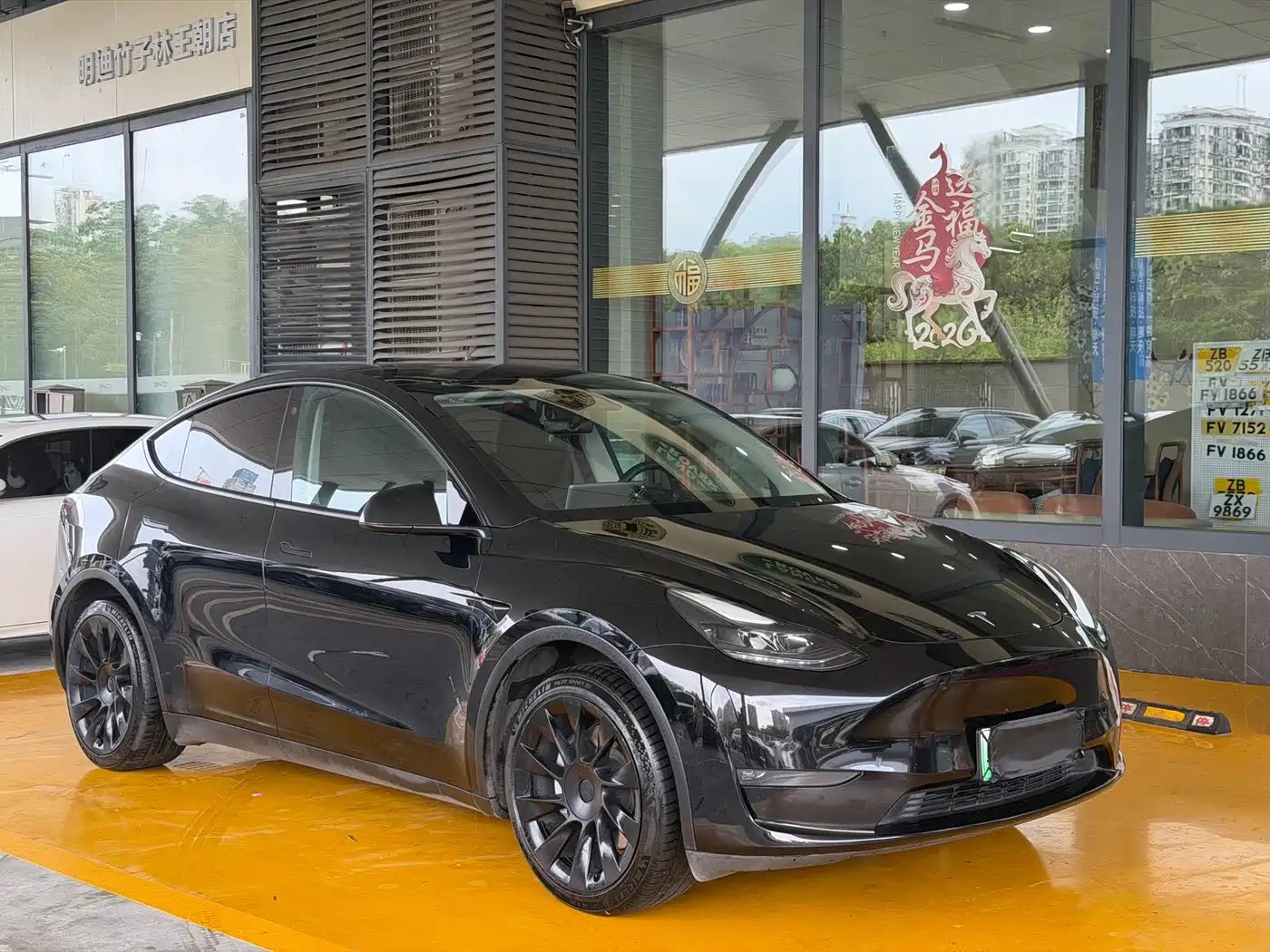 Tesla Model Y 2021