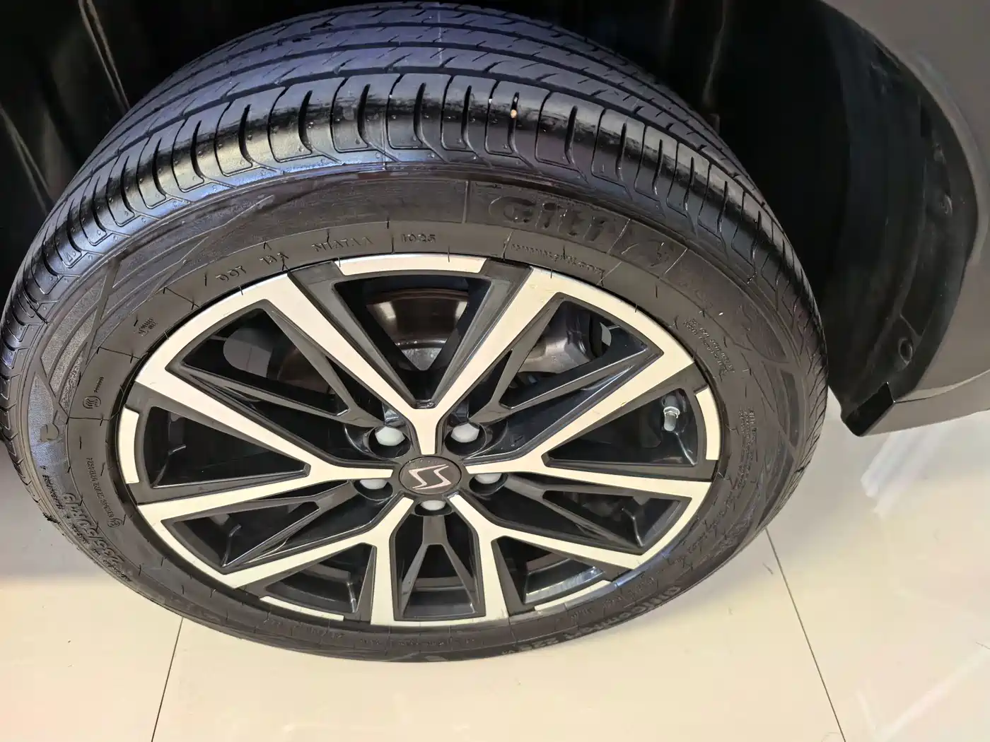 Sehol X8 PLUS 2023 2023 1.5TGDI DCT Smart Family Edition (7-seater)