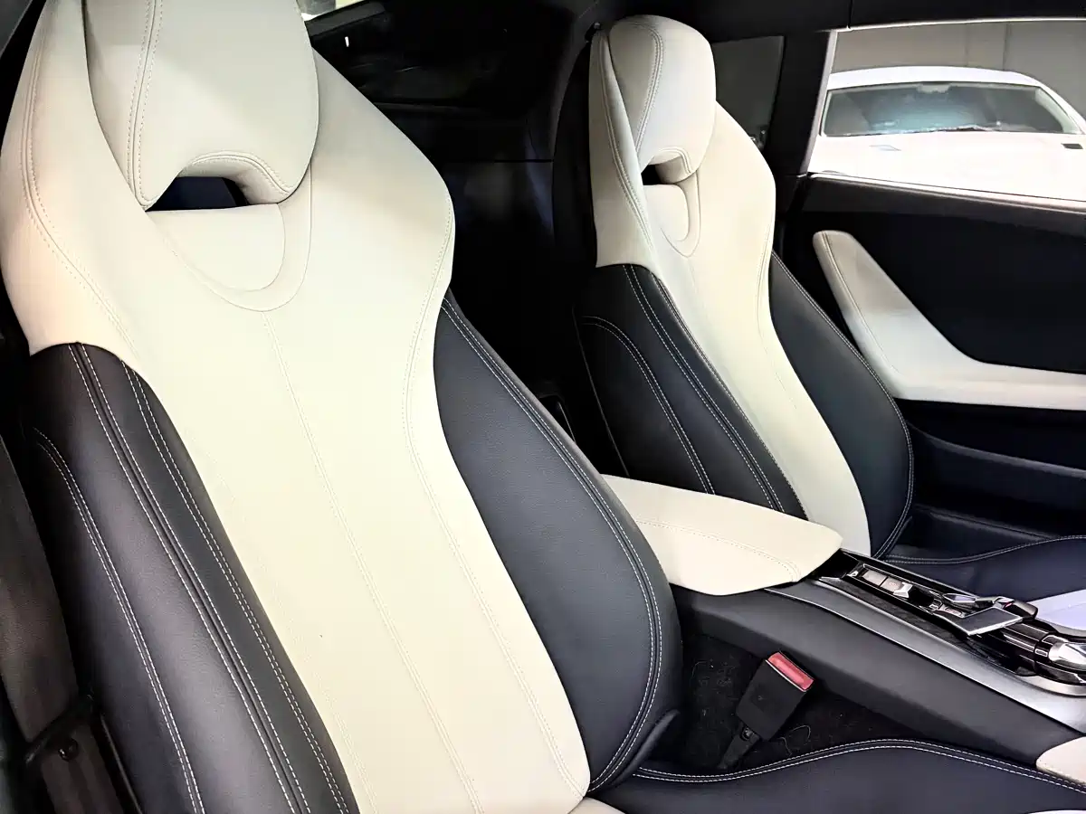 Lamborghini Huracán 2014 LP 610-4 фото 13