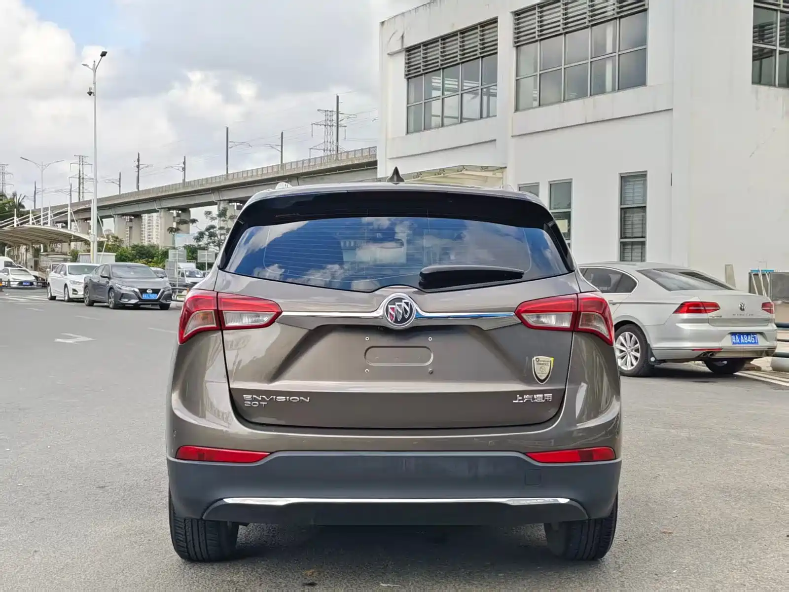 Фото 8 - Buick Envision Plus