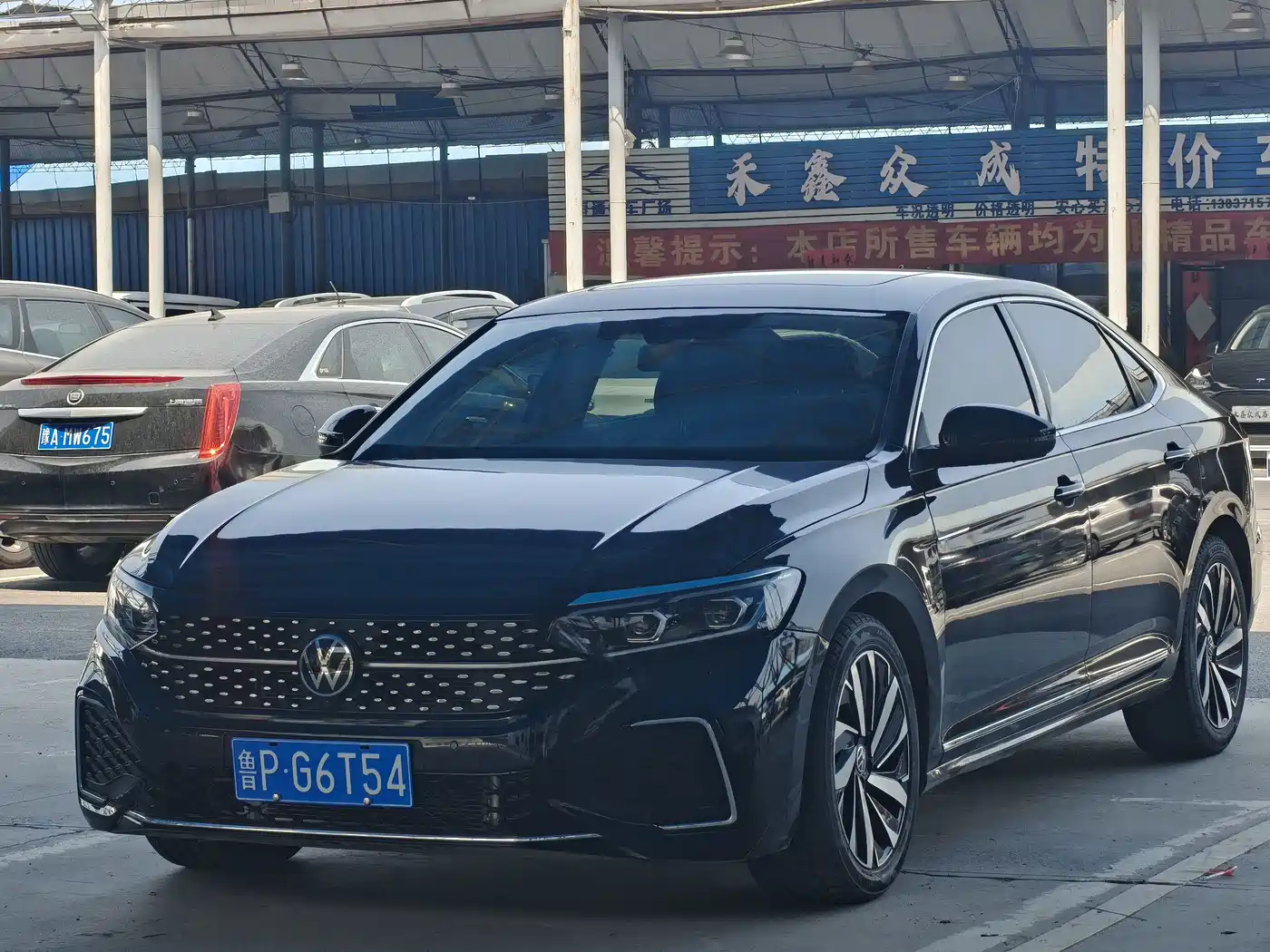Фото 1 - Volkswagen Passat