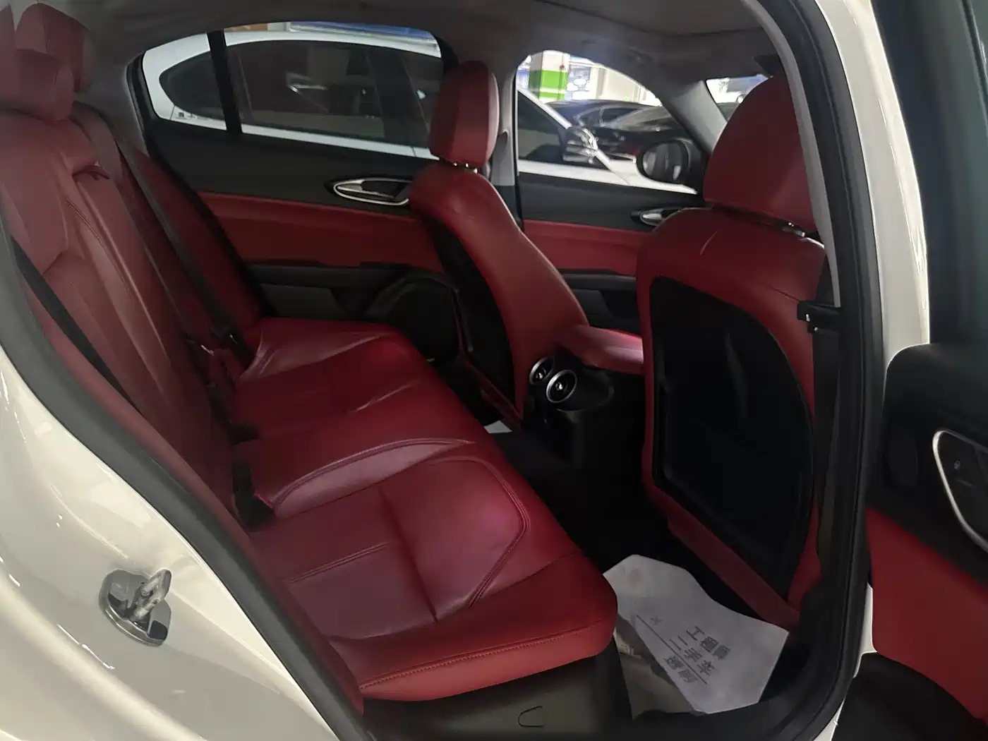 Alfa Romeo Giulia 2017 2017 2.0T 280HP Luxury Edition