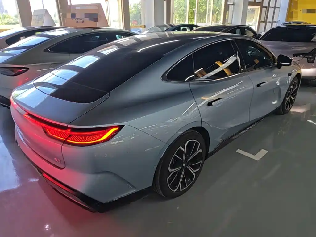 Geely Galaxy Galaxy E8 2025 2025 700km Long Voyage Smart Drive Edition