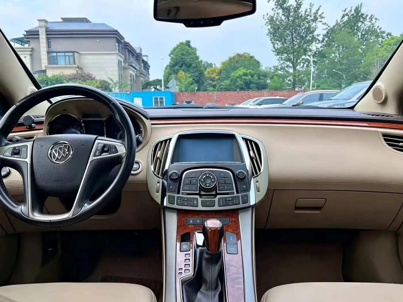 Buick LaCrosse 2012 2012 2.4L SIDI Luxury Edition