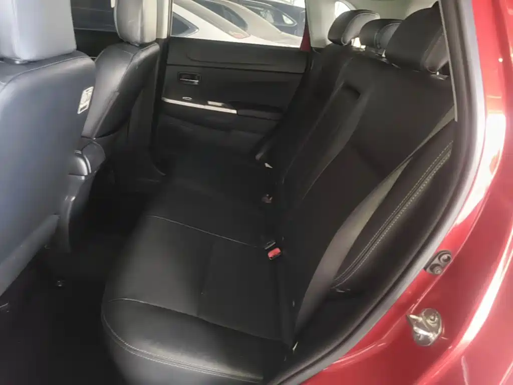 Mitsubishi ASX 2017 2016 2.0L CVT 2WD Navigation Edition