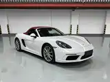 Photo 3 - Porsche 718
