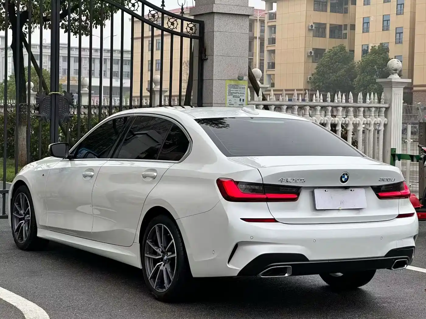 BMW 3 Series 2020 320Li M Sport Package фото 8