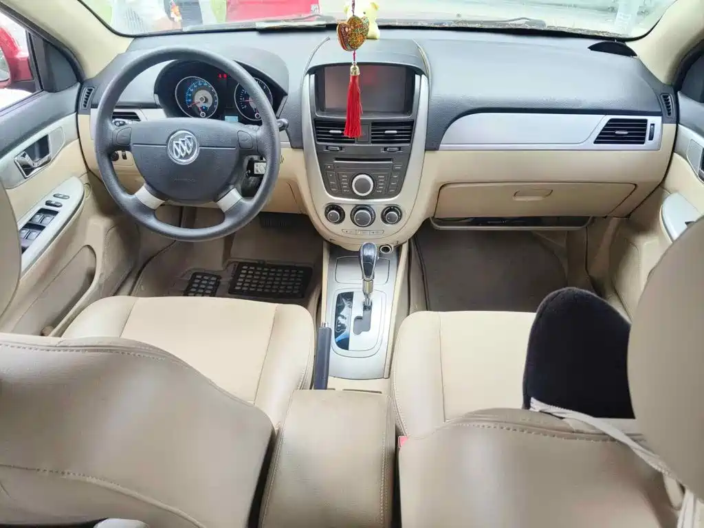 Photo 12 - Buick Excelle