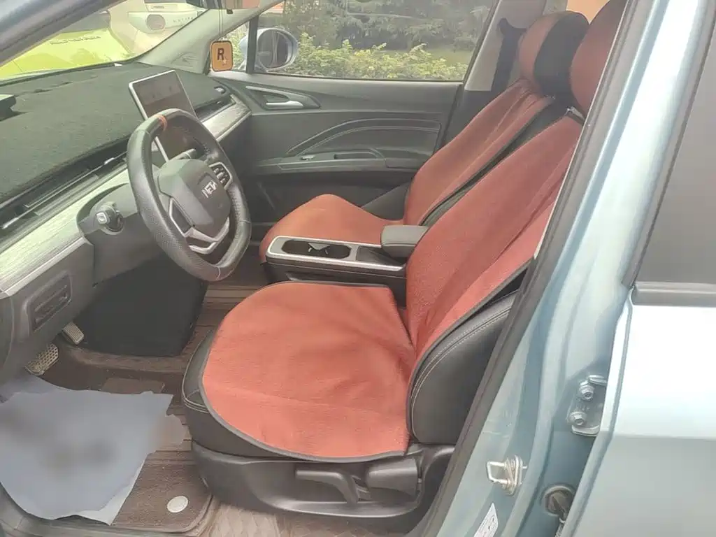صورة 15 - Nezha Auto Nezha V