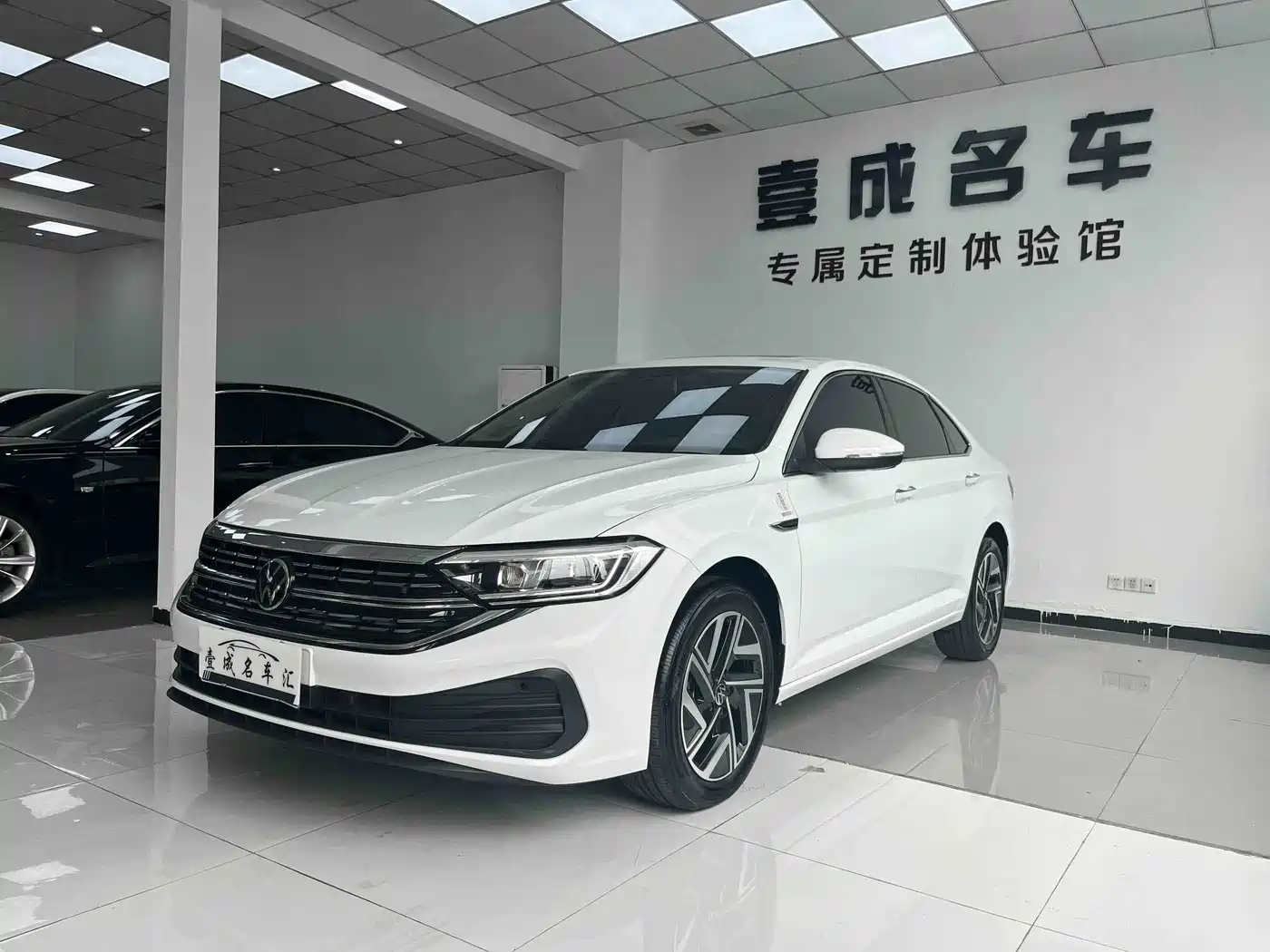 Volkswagen Sagitar 2025 Model Second Facelift 300TSI DSG Transcend Edition