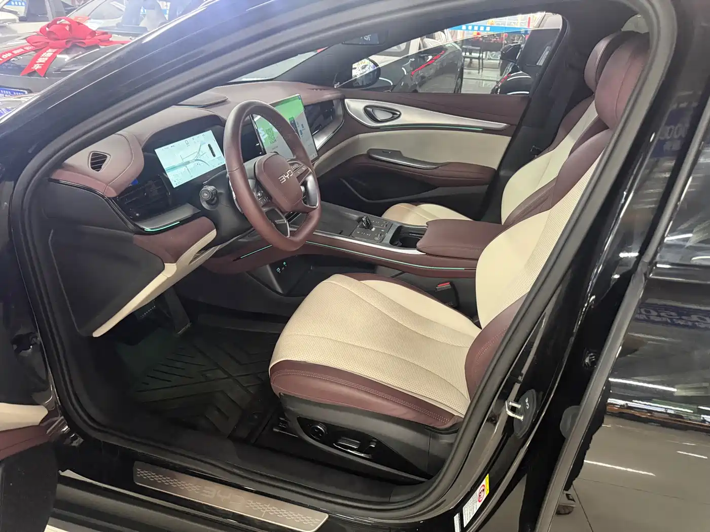 BYD Seal 07 DM-i 2025 2025 Smart Drive Edition DM-i 1.5L 125km Luxury