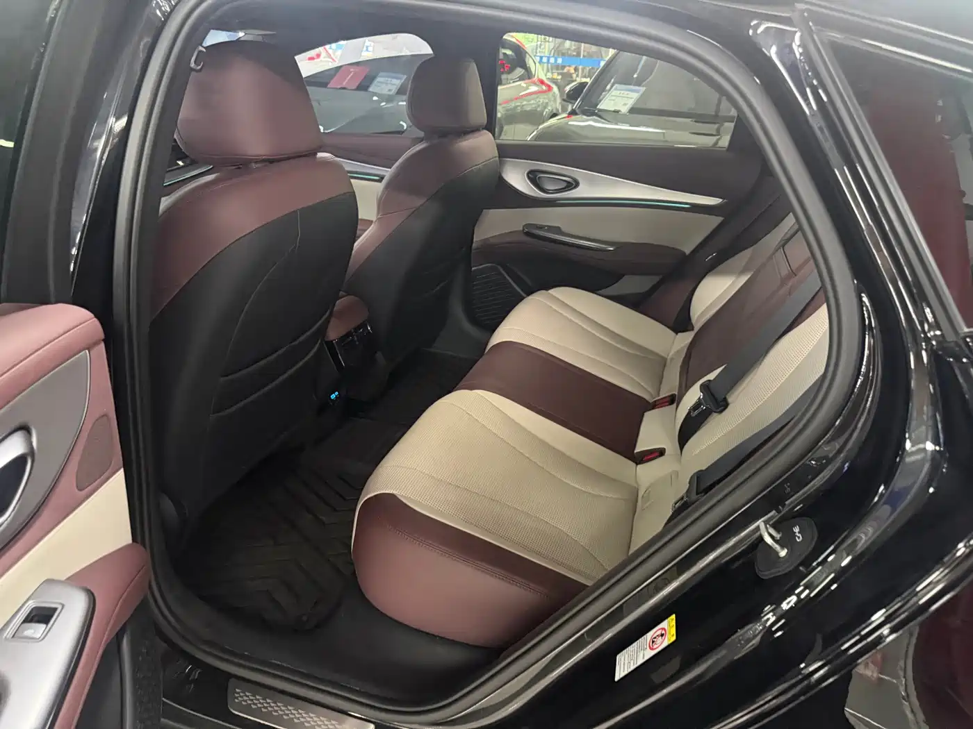 BYD Seal 07 DM-i 2025 2025 Smart Drive Edition DM-i 1.5L 125km Luxury