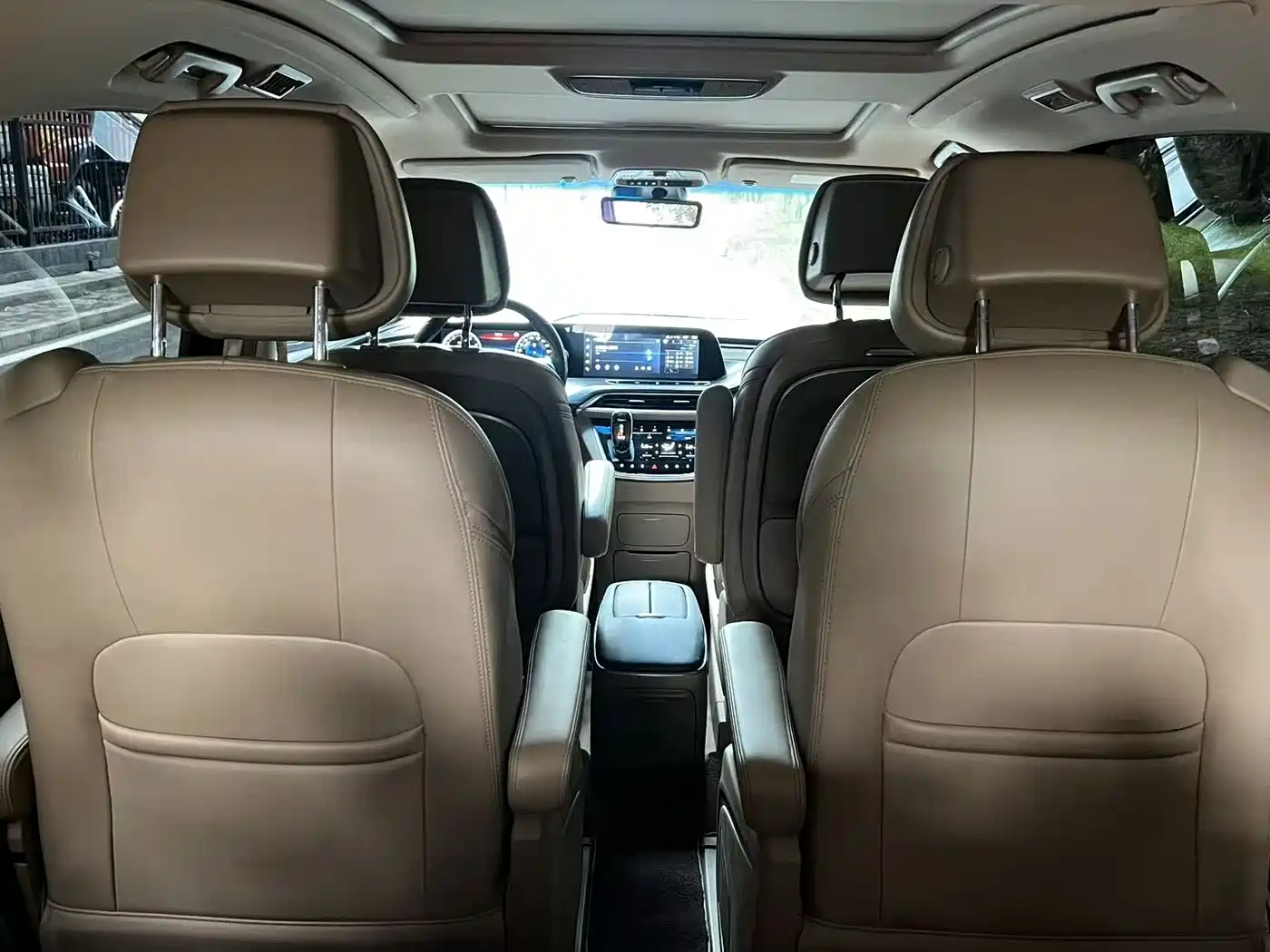 Фото 9 - Buick GL8