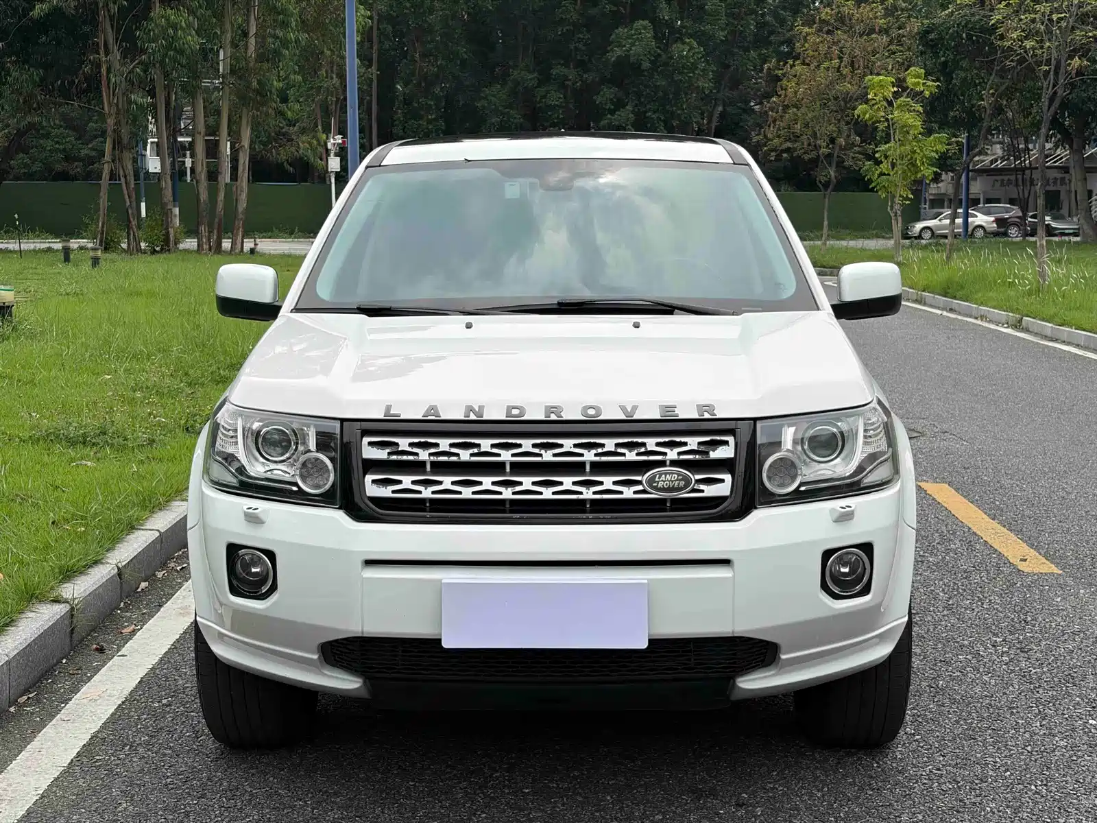 Фото 2 - Land Rover Freelander 2