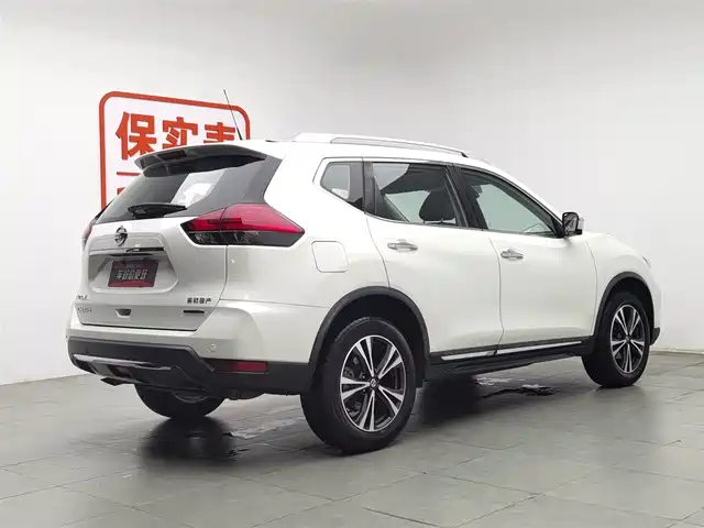 Nissan X-Trail 2019 2.5L CVT Smart Connect Luxury Edition 4WD — фото 2