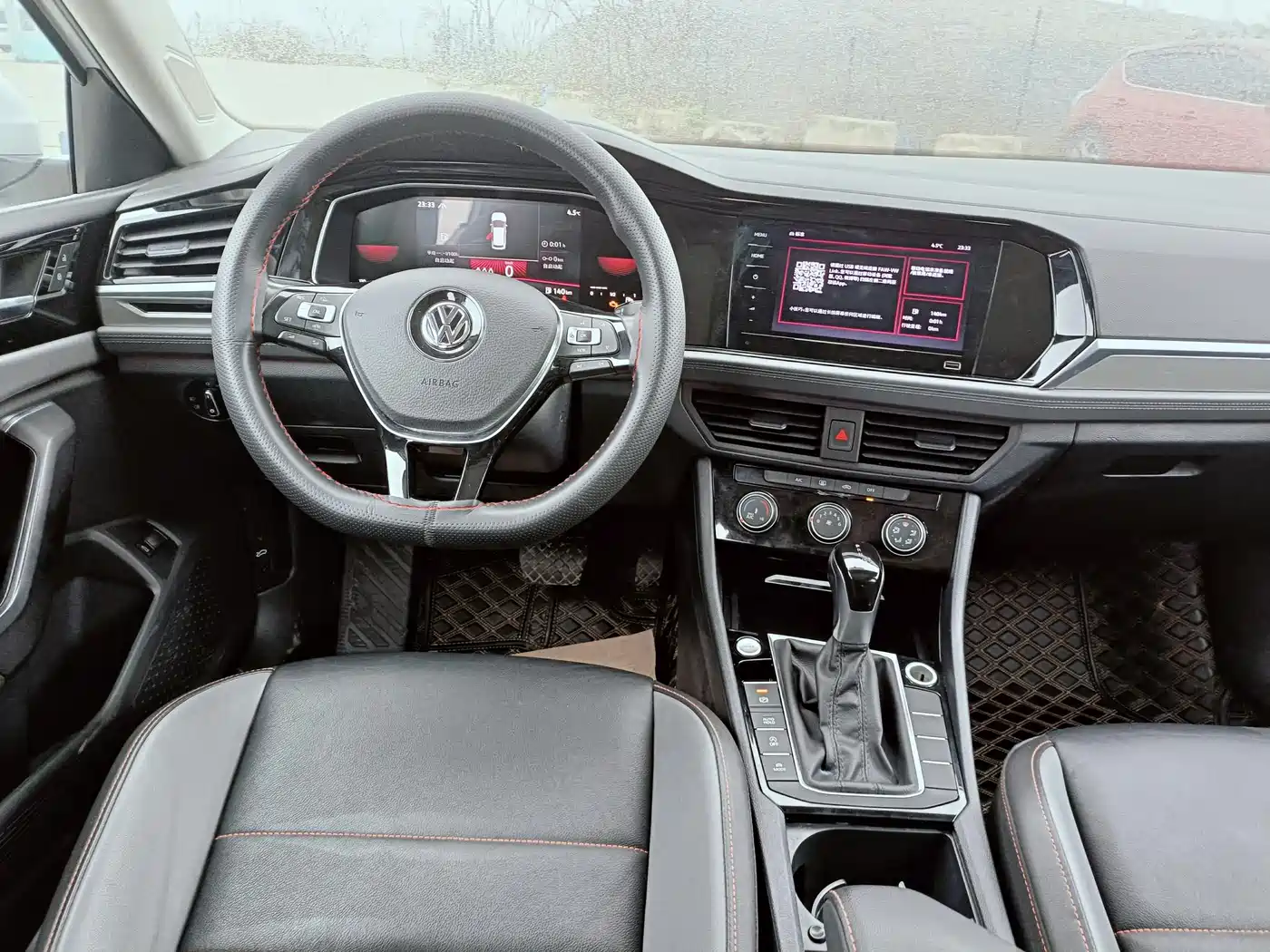 VOLKSWAGEN SAGITAR