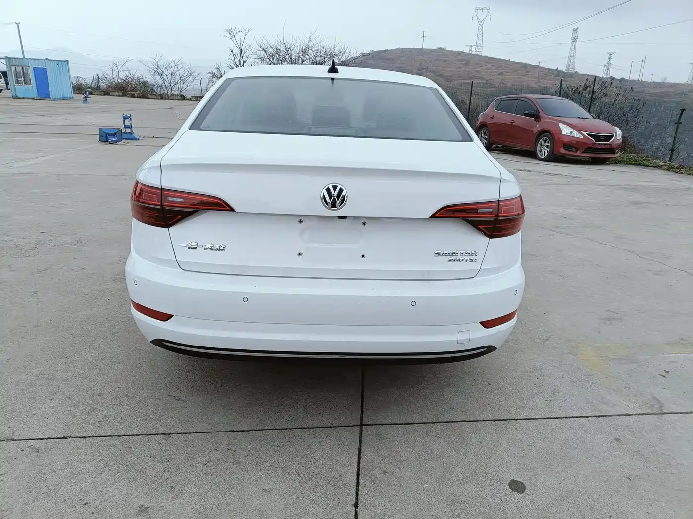 VOLKSWAGEN SAGITAR