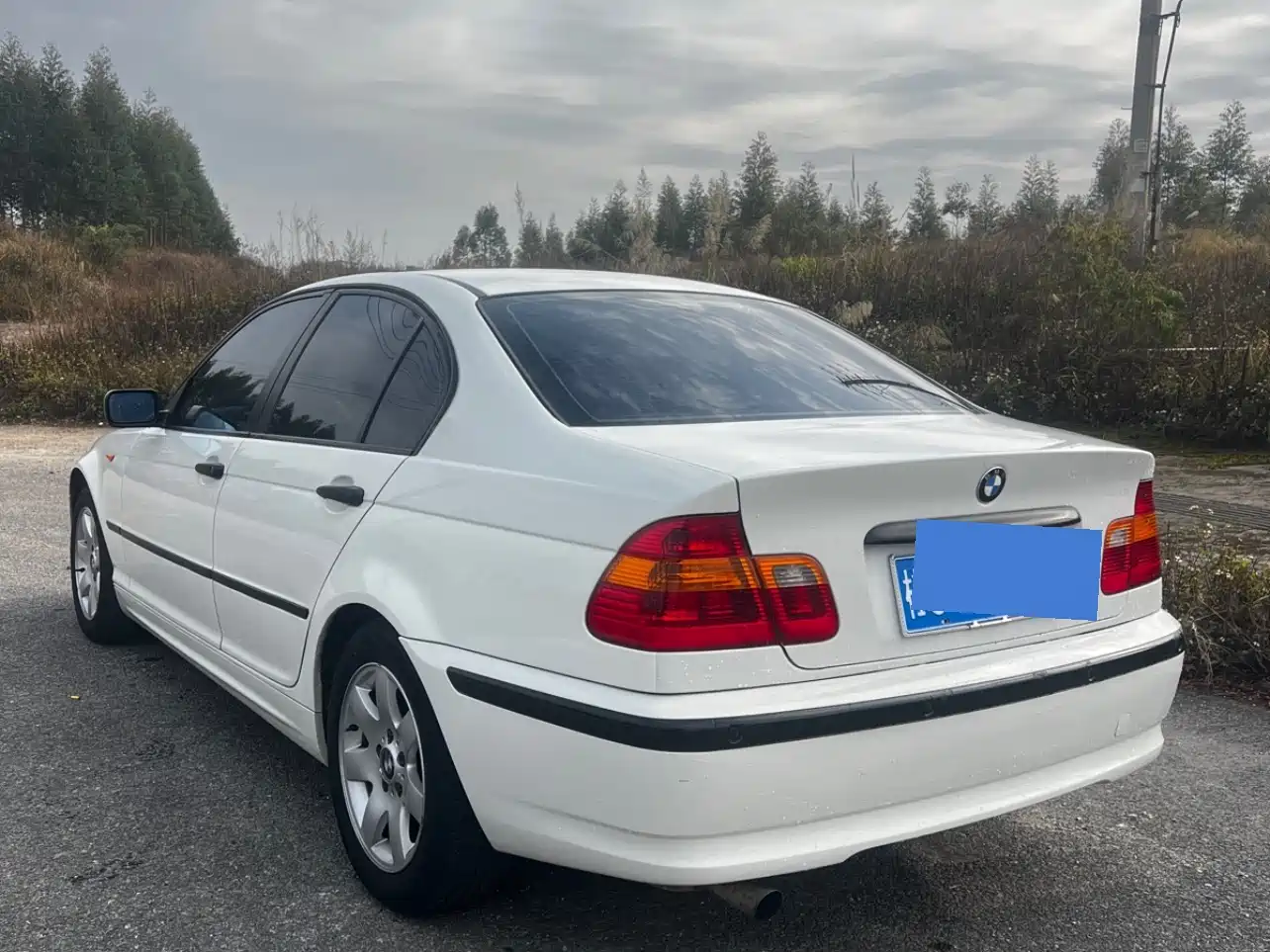 BMW 3 Series 2005 320i Leading фото 4