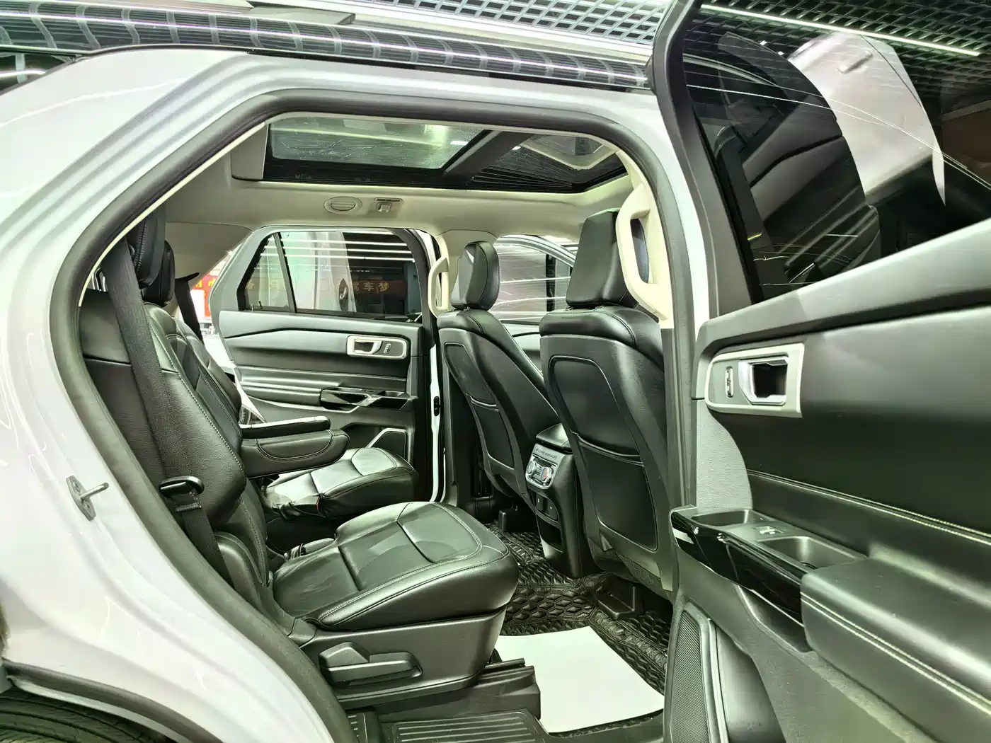 Ford Explorer 2020 2020 EcoBoost 285 AWD Trend Edition 6-Seater