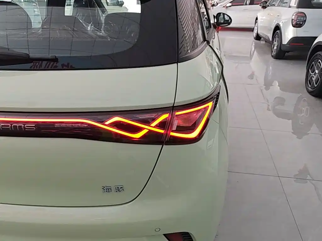 BYD Dolphin 2026 2025 420km Freedom Edition