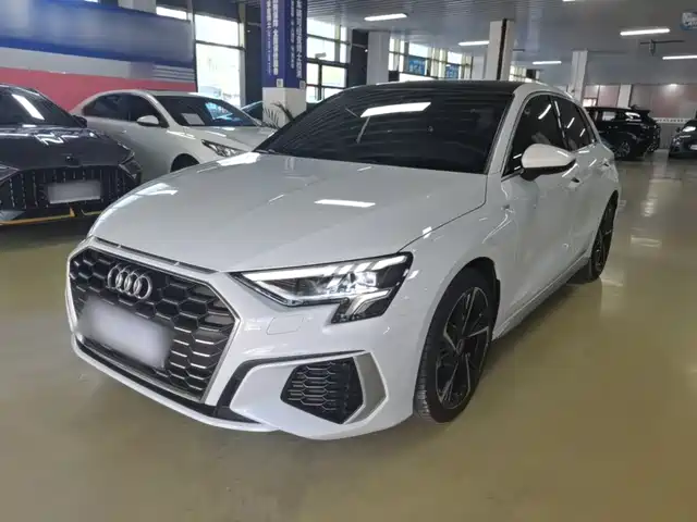 Audi A3 Рестайлинг, Sportback 35 TFSI, Стиль Спорт