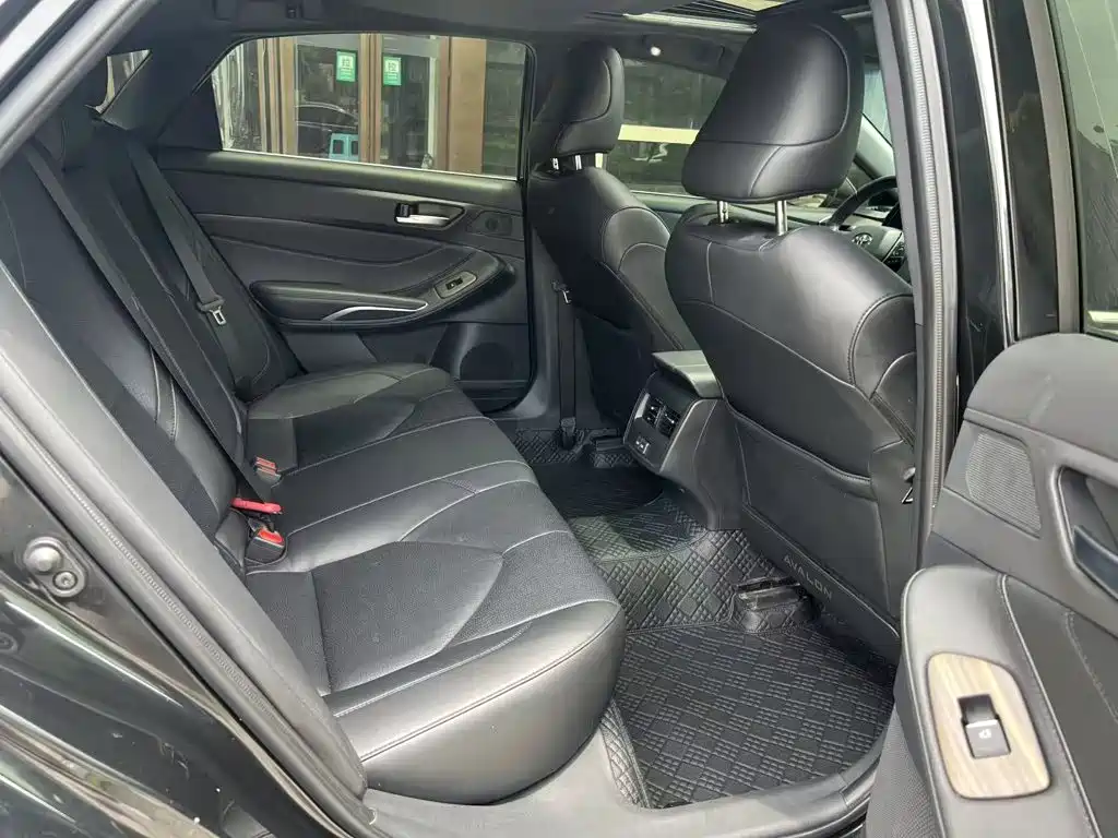 Toyota Avalon 2024 2023 2.5L Luxury Edition