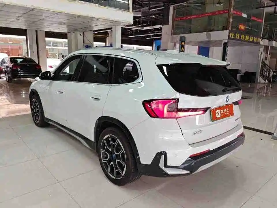BMW iX1 2024 2023 xDrive30L X Design Package
