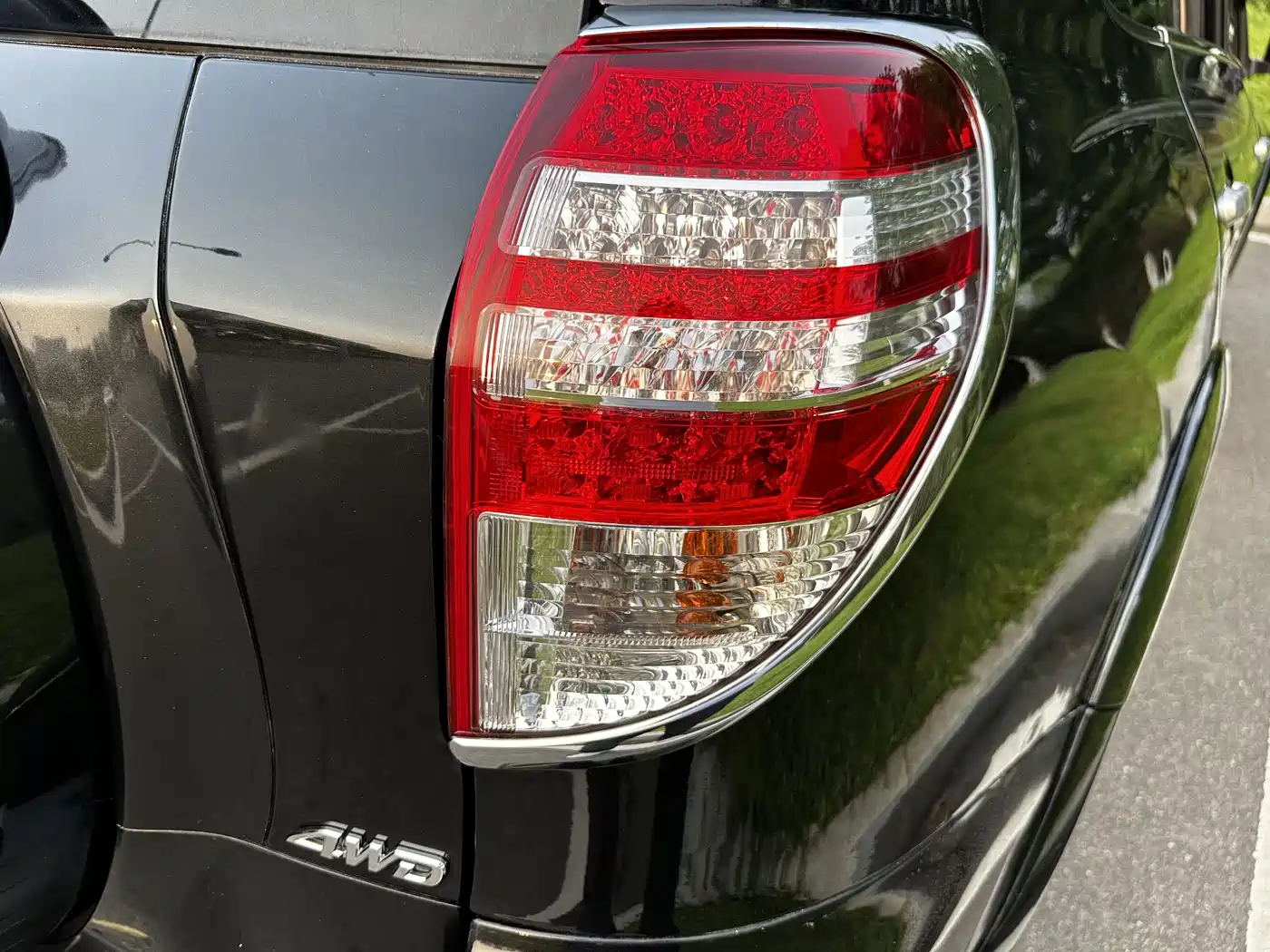 Toyota RAV4 Rongfang 2012 Styling Edition 2.4L Automatic 4WD Luxury фото 20