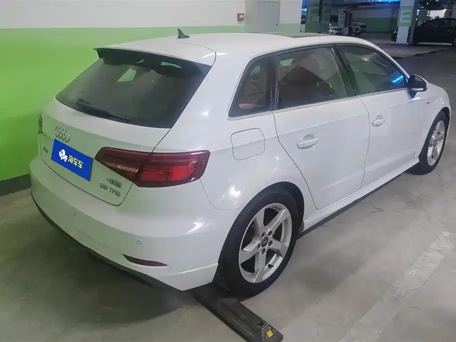Audi A3 2019 Sportback 35 TFSI Fashion China VI фото 3