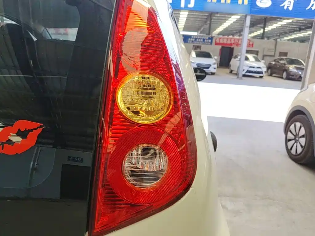 BYD F0 2017 2015 1.0L AMT Xuan Cool Edition