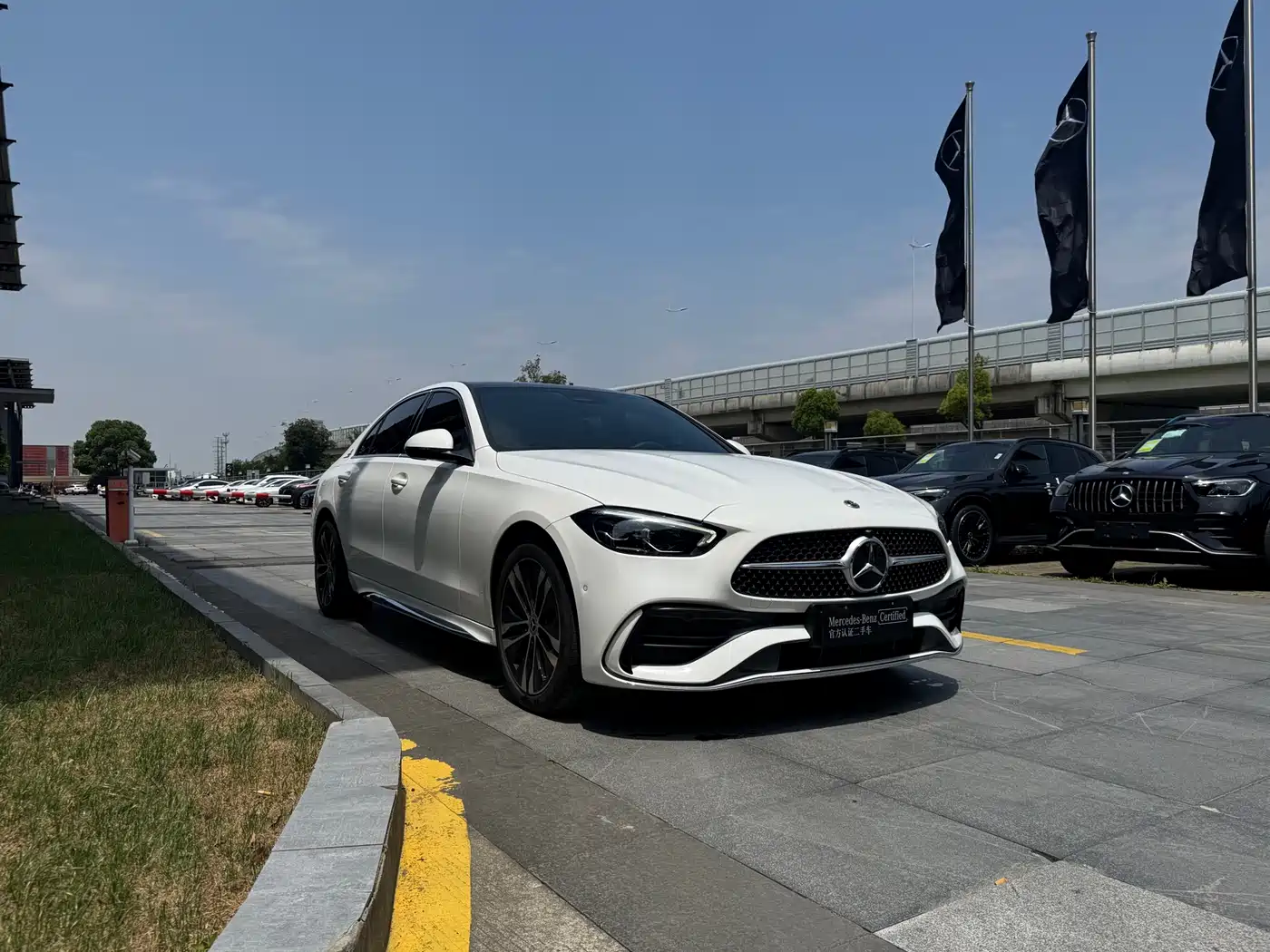 Mercedes-Benz C-Class New Energy 2023 Model Facelift II C 350 eL фото 3