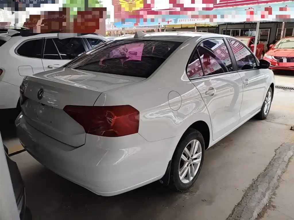 Volkswagen Jetta 2019 Dream Edition 1.4L Manual Fashion фото 7
