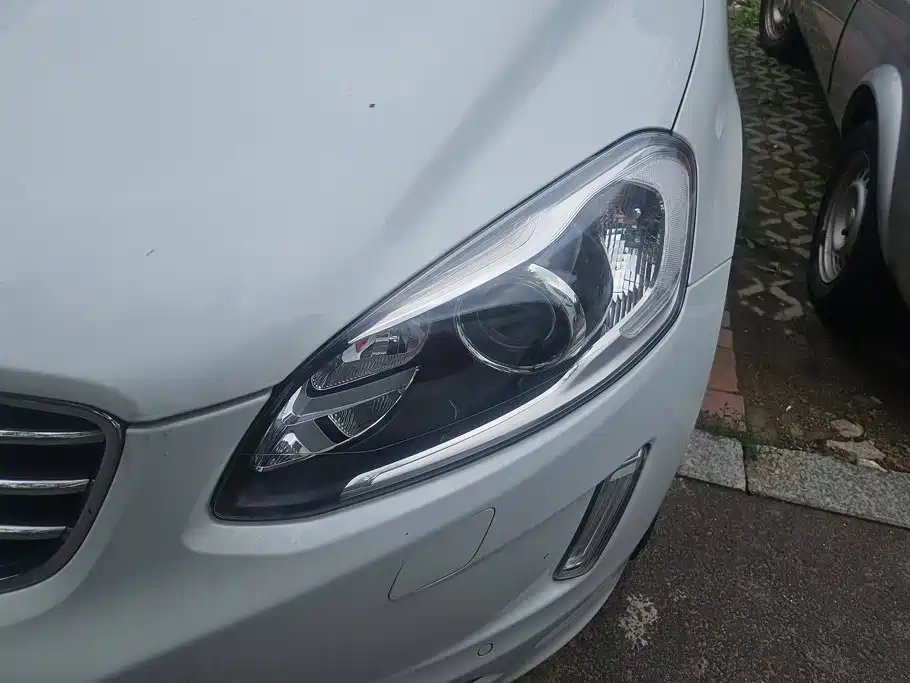 Фото 5 - Volvo XC60
