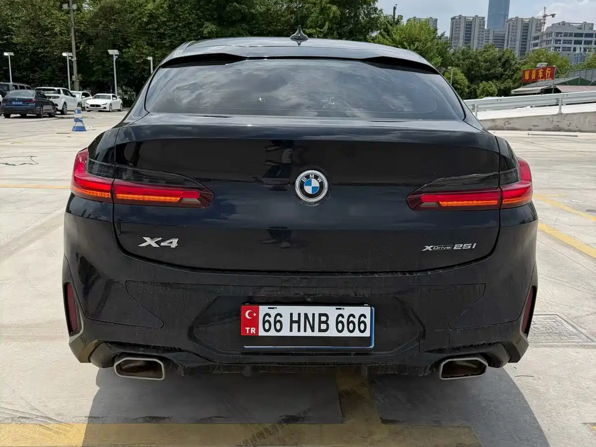 Фото 9 - BMW X4