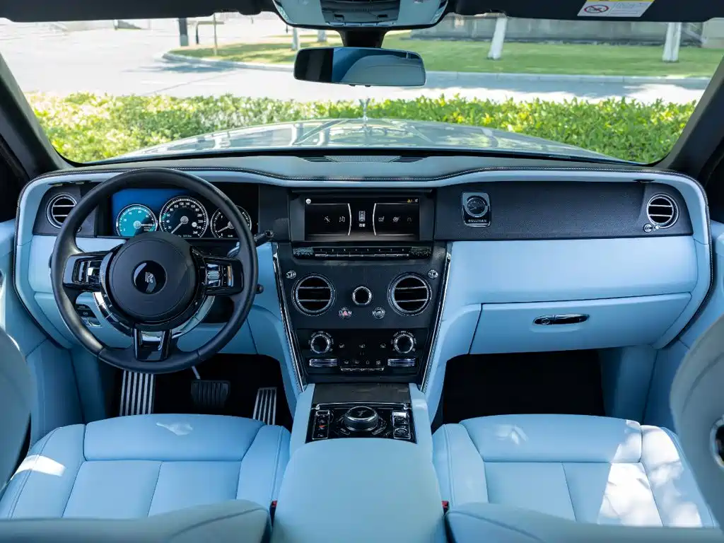 Rolls-Royce Cullinan 2023 2024 5-Seater