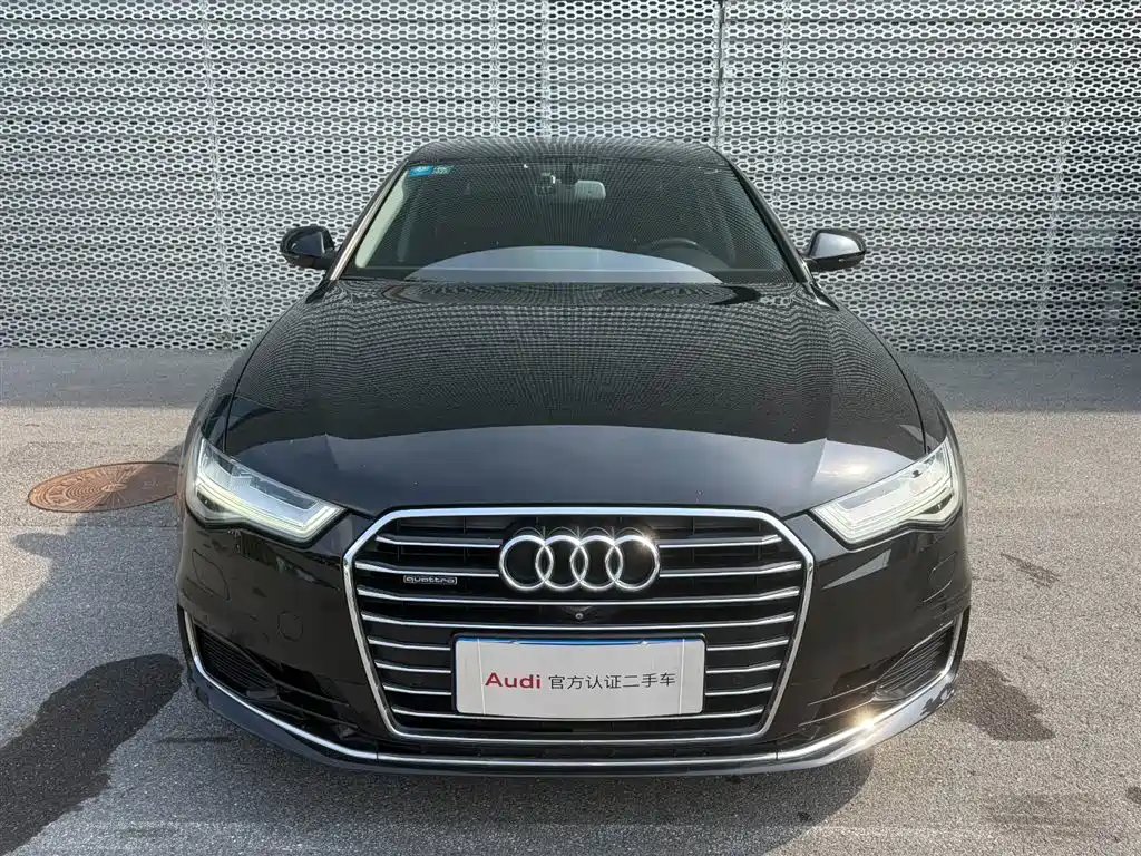 Фото 5 - Audi A6L