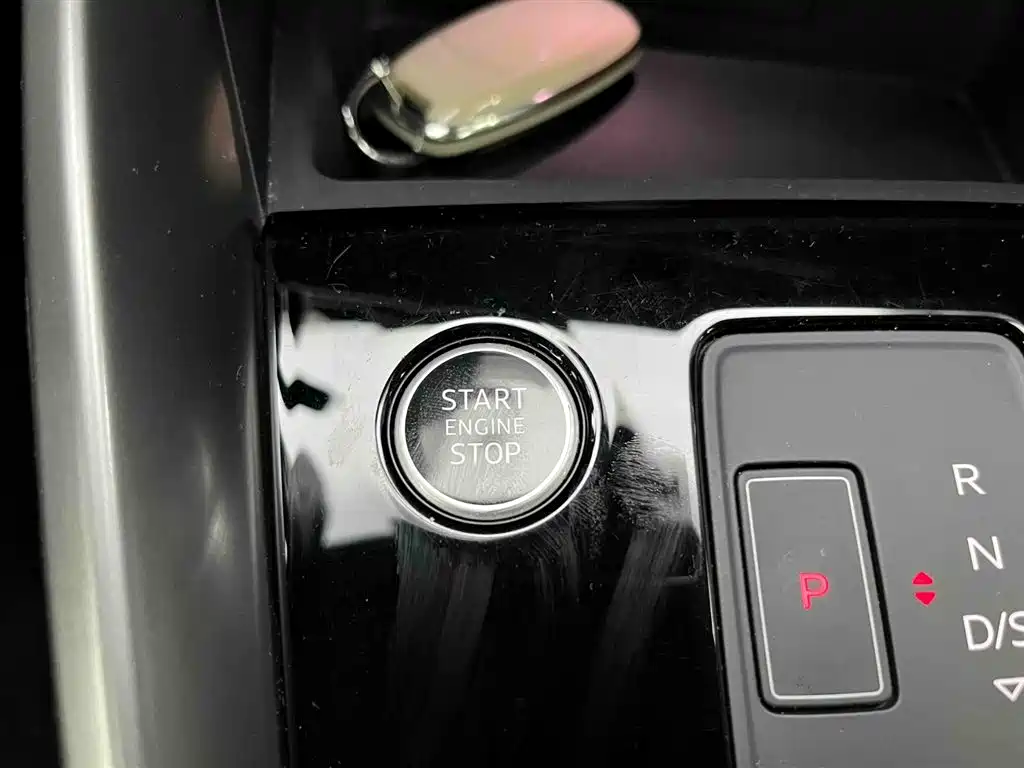 Audi A3 2023 Facelift Sportback 35 TFSI Fashion Sport фото 4