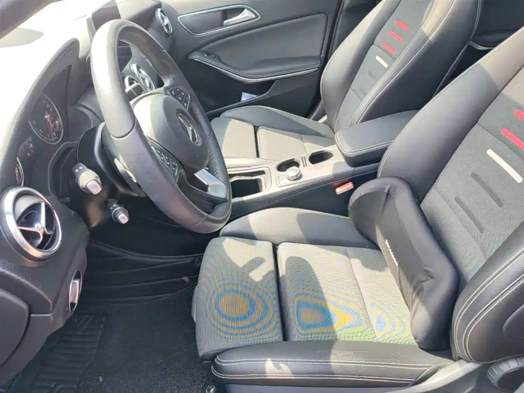 Mercedes-Benz A-Class (Import) 2018 A 200 Sport фото 11