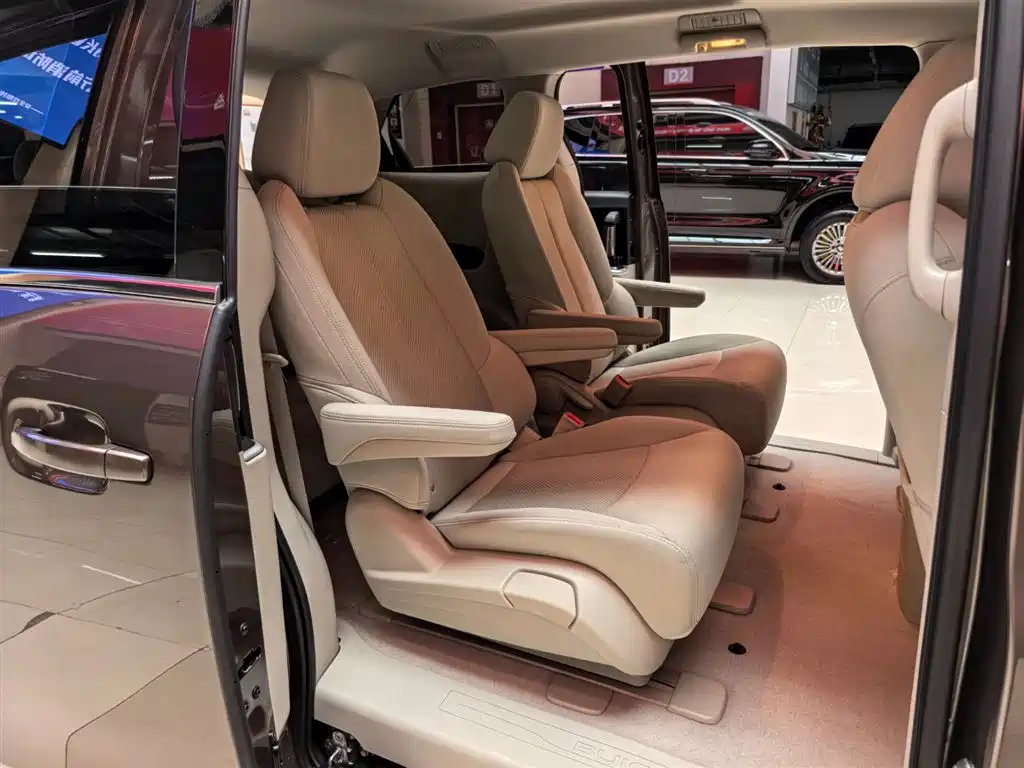 BUICK GL8