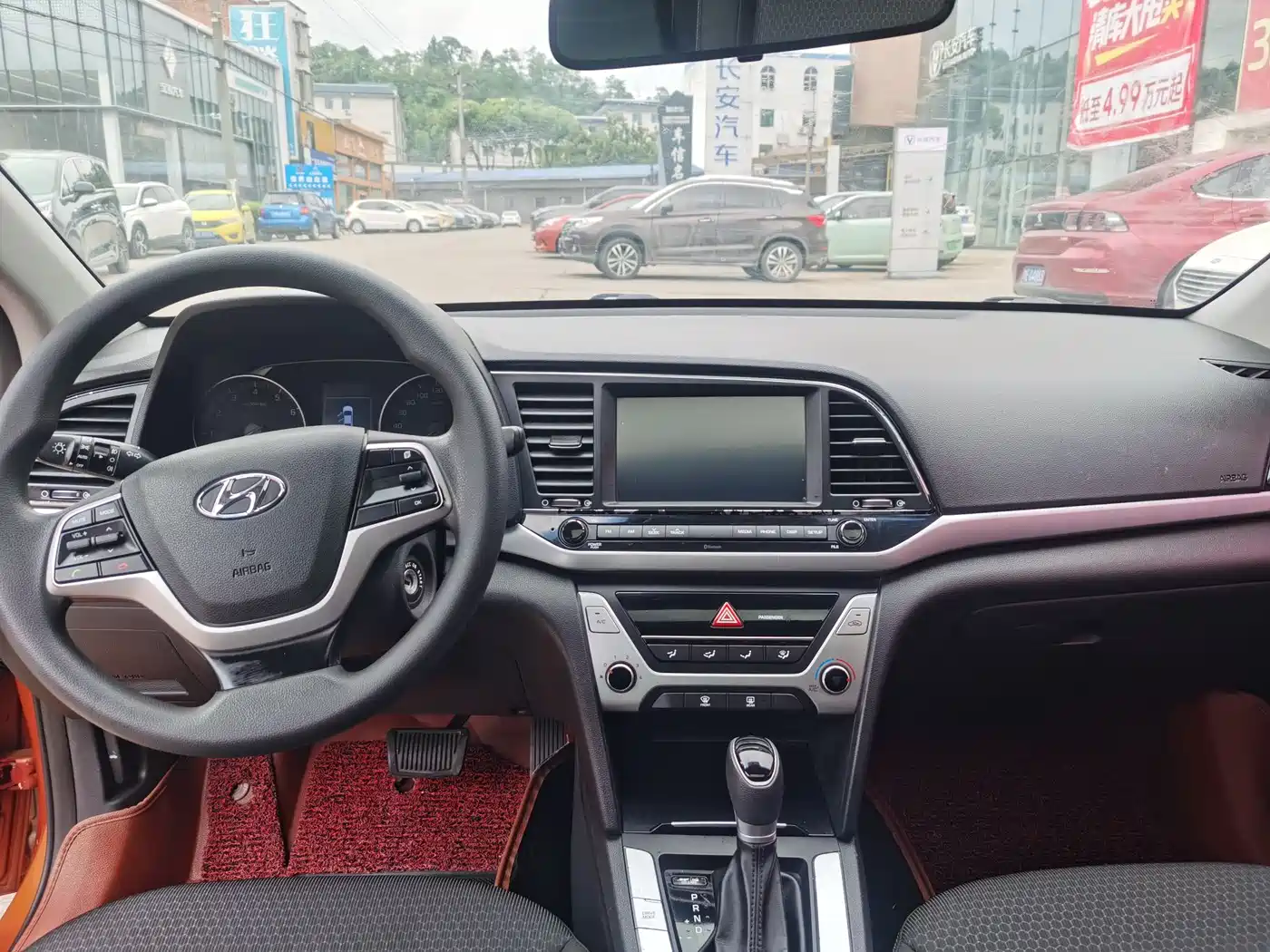 Hyundai Elantra 2016 Model 1.6L Automatic Smart Elite фото 6