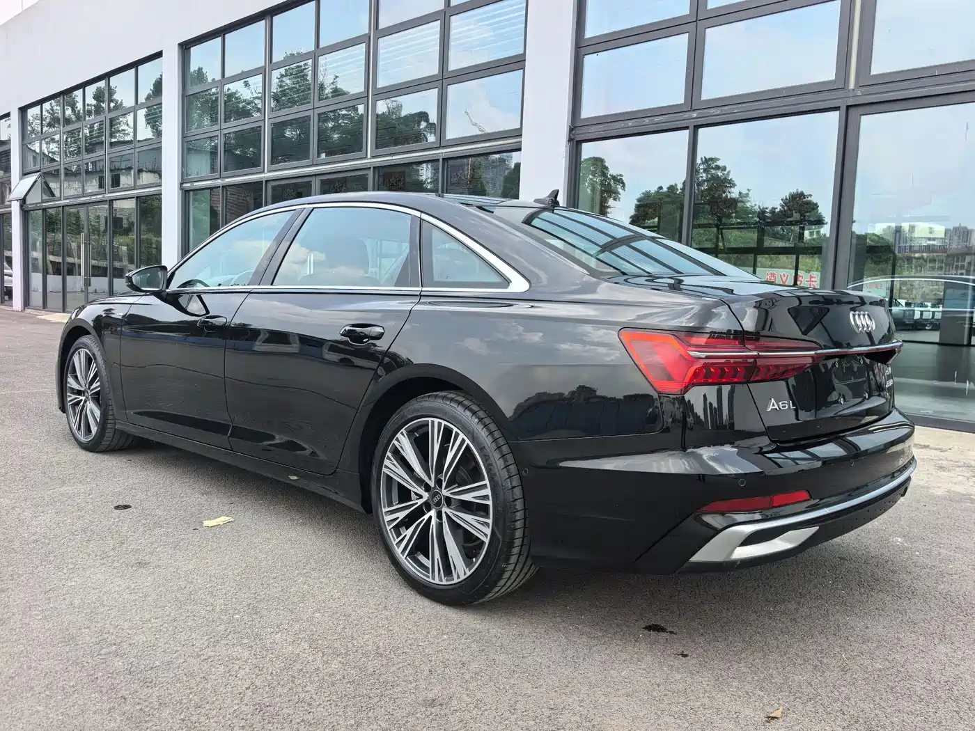 Audi A6L 2025 45 TFSI Premium Sport фото 9
