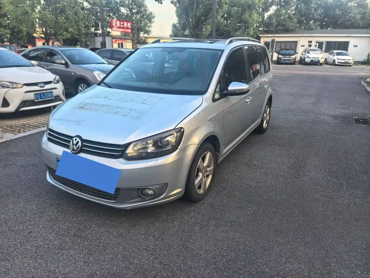 Volkswagen Touran 2013 2013 1.4T DSG Comfort 5-seater